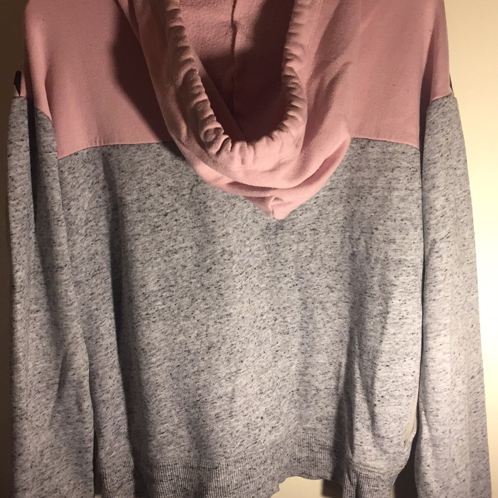 PINK sweater - Picture 6 of 7